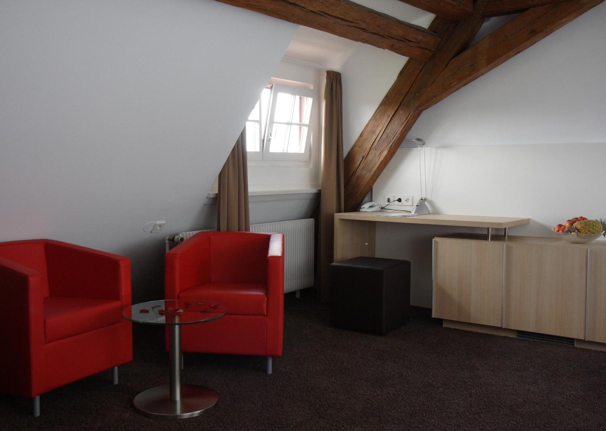 Hotel Hofgut Hohenkarpfen Hausen ob Verena Rum bild